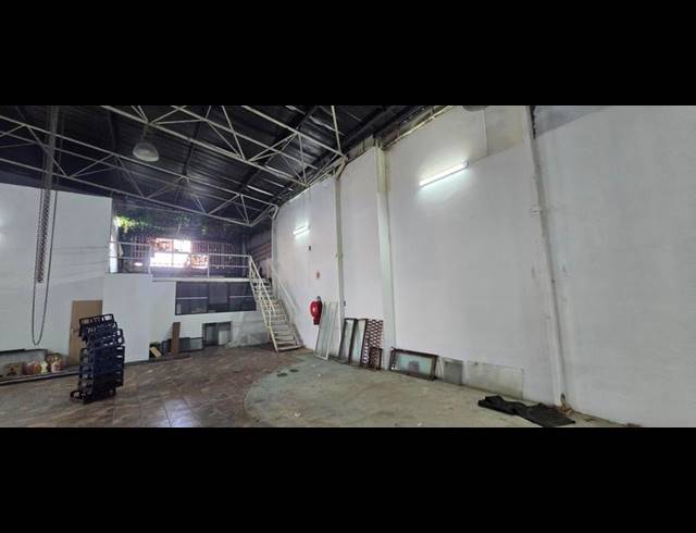 INDUSTRIAL PROPERTY TO RENT IN POINT WATERFRONT